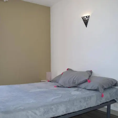 T2 En Front De A Avec Ascenseur, Animaux Admis, Proche Commerces - Fr-1-225-380 * ארגלס-סור-מר