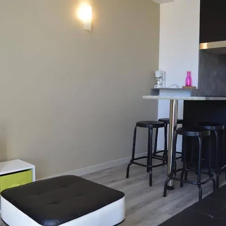 Apartment T2 En Front De A Avec Ascenseur, Animaux Admis, Proche Commerces - Fr-1-225-380 Argeles-sur-Mer